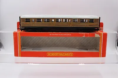 Hornby R477  OO Gauge LNER Composite Coach (Teak Finish) • £12.99