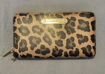 Michael Kors Leopard Print Wallet Zip Around • $19.99