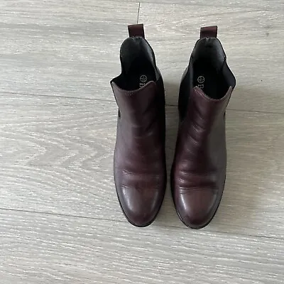 £5 • Buy Bellissimo Size 5 Chelsea Boots Burgundy