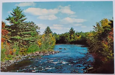 Mount Pleasant PA Greetings From Mount Pleasant Sky & Water Chrome Postcard S97 • $7.95