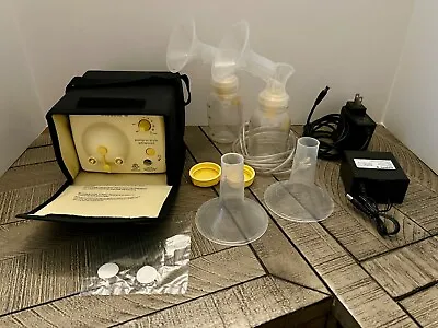 Medela Pump In Style Advanced Starter Set • $79.99