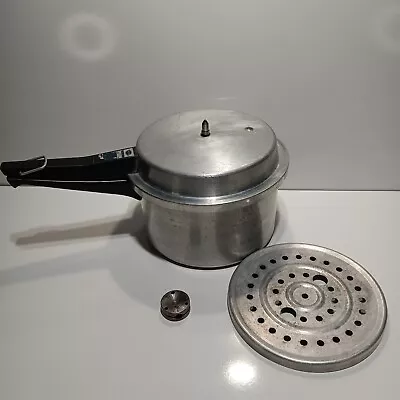 Vintage MIRRO Heavy 4 Qt Aluminum Pressure Cooker U.S.A. Model M-0294 • $29.85