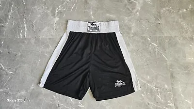 Lonsdale London Boxing Shortsxlw34 -40 black/whitevgc • £6.95