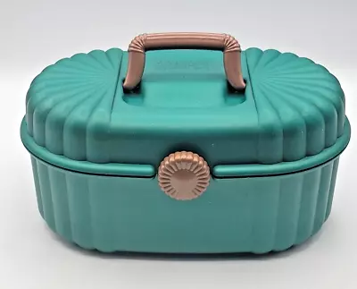 Vintage Sassaby Plastic Make Up Case Emerald Green Oval Soft Fabric Inside • $19.99