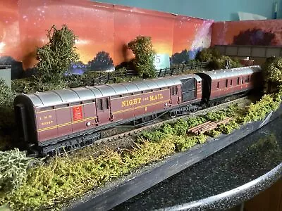 HORNBY LMS MAROON TPO OPERATING NIGHT MAIL 30247 & 5710 LMS COACHES. See Des (45 • £19.50