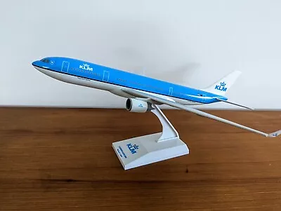 1:200 SkyMarks KLM Airbus A330-200 SKR166 • $10.66