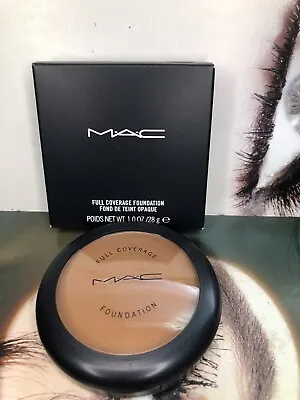 NIB MAC Cosmetics PRO ~ NW40 ~ Full Coverage Foundation • $35