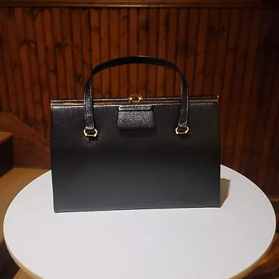 Black Leather Vintage Fassbender Of London Handbag • $50