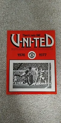 Manchester United Supporters Club Newsletter - Volume 8 Number 3 • £1.50