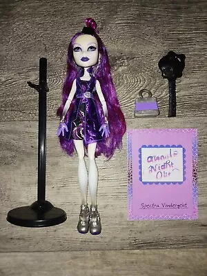 Monster High Spectra Vondergeist Ghouls Night Out Doll • $54