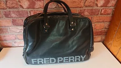 Fred Perry Messenger Bag Flip • £15