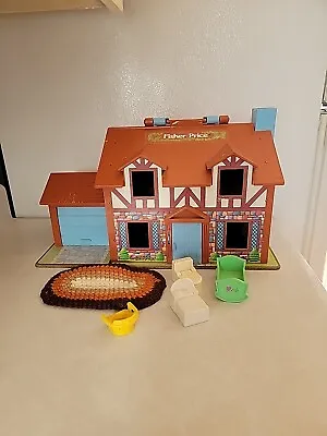 Vintage Fisher Price Little People Tudor Play Family House #952  • $29.99