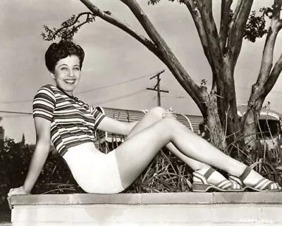 GAIL RUSSELL In Swimsuit Leggy Sexy Classic Retro Picture Photo Print 4x6 • £8.20