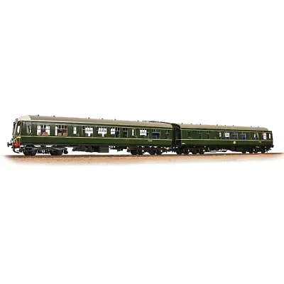 Bachmann 32-900C OO Gauge Class 108 2-Car DMU BR Green (Speed Whiskers) • $505.72