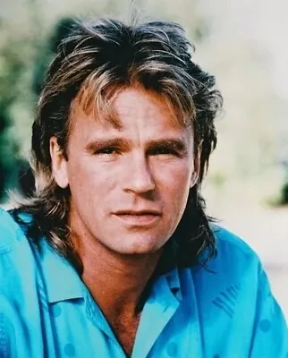 Richard Dean Anderson As Macgyver Portrait In Blue Shirt  8x10 Picture Celebrity • $7.98