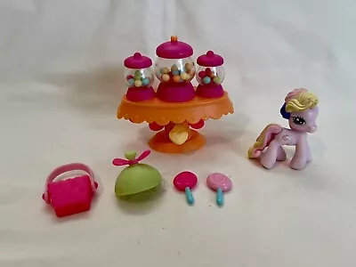 2006 My Little Pony Ponyville Sharing Sweets With Fluttershy Play Set • $4.99