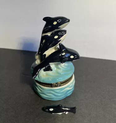 Vintage Orca Whale Trinket Box WITH Trinket • $15