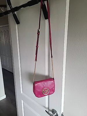 New Michael Kors Fulton Rasberry Magenta Leather Shoulder Bag • $25