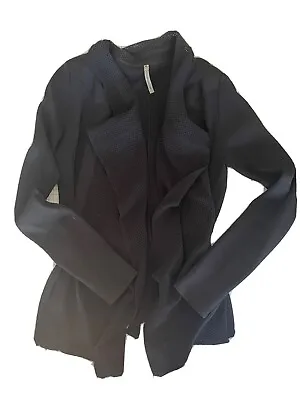 $50 • Buy SCANLAN Theodore Crepe Knit Jacket - Size Medium