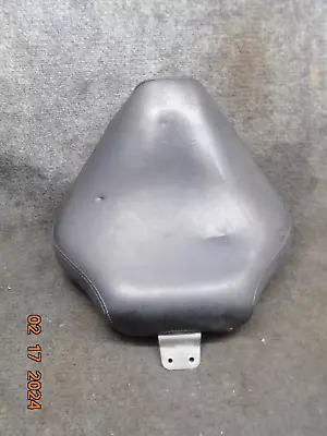 1999 99 Yamaha Vstar 1100 V-Star XVS Custom Back Rear Passenger Seat Saddle • $52.19