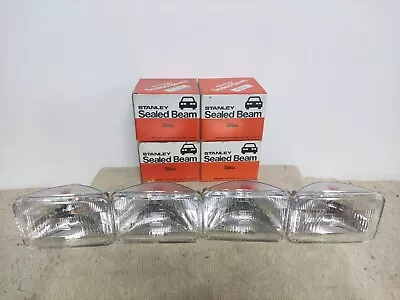 SET NOS 4x6   12V SQUARE Sealed Beam HEADLIGHT  TOYOTA LANDCRUISER 60 80 Series • $129.99