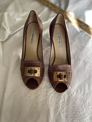 New  Via Spiga Brown Kid Leather Classic Pumps Made In Italy NWOB 8 M Flaw • $35.99