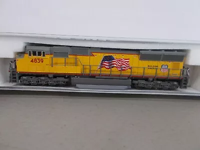 Kato # 176-7505 ~ Union Pacific Sd70m Powered Locomotive # 4839~n Scale • $115