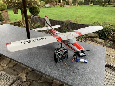 £190 • Buy E-flite Apprentice S 15e RTF With SAFE / Cessna 182
