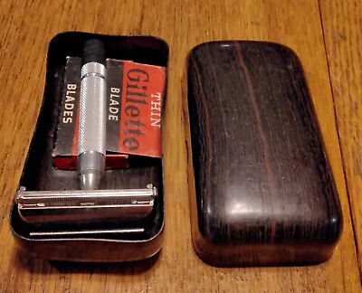 Vintage 1951 Gillette W3 Safety Razor With Travel Case And Box Of Blades • $28