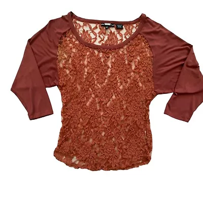 Miss Me Top Womens M Rustic Red Lace 3/4 Sleeves Solid Pullover Tee Shirt • $17.95