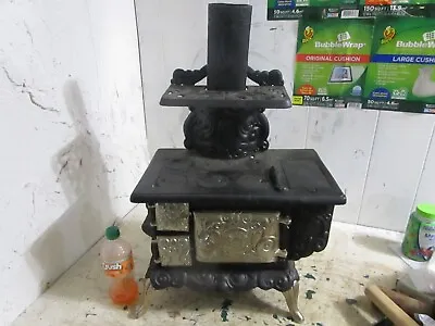 $495.99 • Buy Vintage Favorite Cast Iron Cookware Salesman Sample Childs Toy Wood Cook Stove