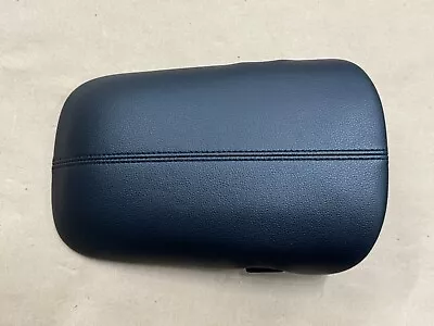 2015-2023 Ford Mustang GT Center Top Console Lid Armrest Black - OEM • $45