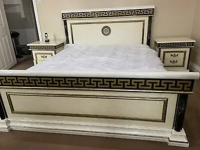 £1650 • Buy Versace Inspired Bed Frame King Size With Mattress And Two Cabinets