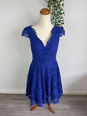 $68 • Buy Review Size 8 Womens Blue Lace Overlay Cap Sleeves V-Neck Tulle Lined Mini Dress