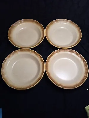 Mikasa Whole Wheat Bowls E8000 Set Of 4 Scalloped 8.5 Inch  • $10