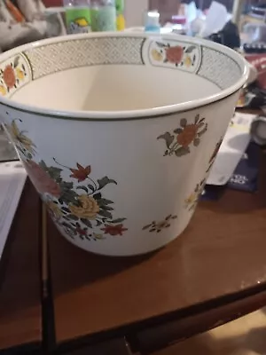 Villeroy & Boch  Pot   Porcelain  8 Inch Wide • $40