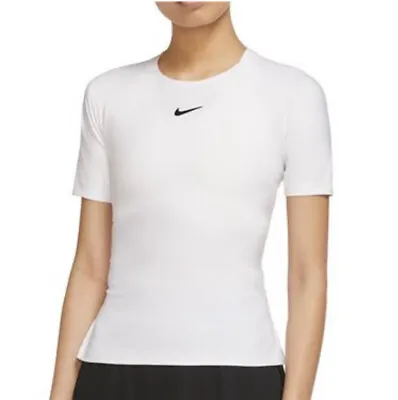 £51 • Buy Nike Court Dri-Fit Advantage Tennis T-shirt Tee - White - Small - S - DD8772-100