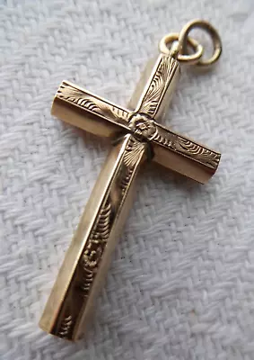 Vintage Gold Cross Pendant With Stanhope • £21