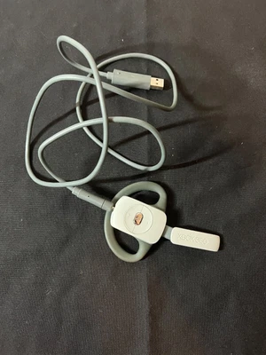 $15 • Buy Official Xbox 360 Wireless Headset Ear Piece With Charger