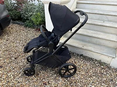 £250 • Buy Cybex Priam (Black) 2022 Model - Frame, Bassinet, Seat & Rain Cover