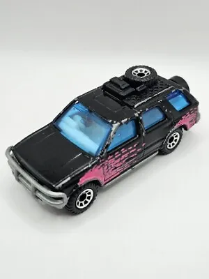 1994 Matchbox Black & Pink Isuzu Rodeo Sports Truck #56 Thailand 1:62 • $5.99