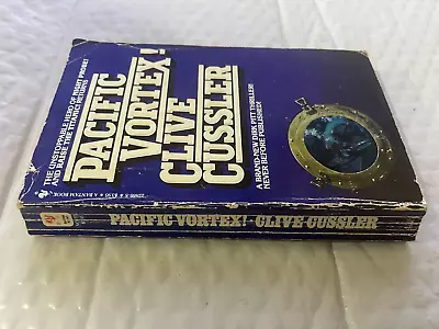 Clive Cussler Pacific Vortex 1st Printing Keyhole Vintage Paperback • $14.99