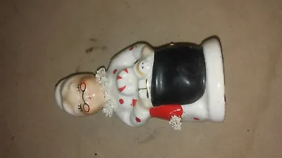 Vintage Mrs. Claus Porcelain Figurine • $5