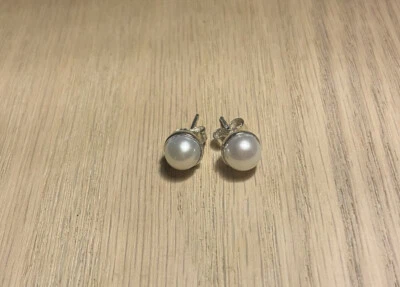 $36 • Buy Pandora Pearl Stud Earrings