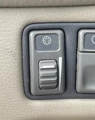 Volvo Rheostat Switch Instrument Light Control Button 6849861 C70 S70 V70 XC70 • $16.95