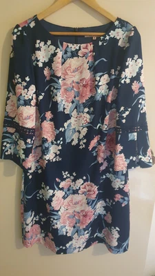 $24 • Buy Review Dress Size 14