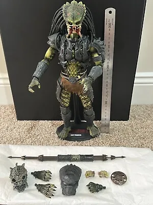 Hot Toys Lost Predator - Cutting Disc & Spear + Parts - No Box - 1/6 Scale • $330