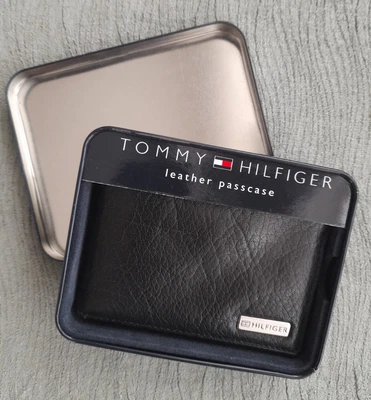 £19.99 • Buy Tommy Hilfiger Black Leather Credit Card Holder Wallet BNWT