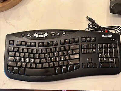 Microsoft Comfort Curve 2000 USB Wired Keyboard Windows Model 1047 Spill Proof • $34.99