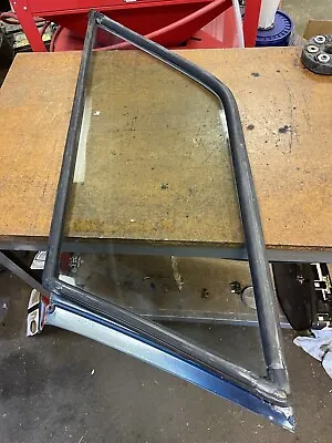 Mercedes Cargo Area Glass Left W123 Wagon 80-85 200T 230TE 240TD 280TE 300TD • $80